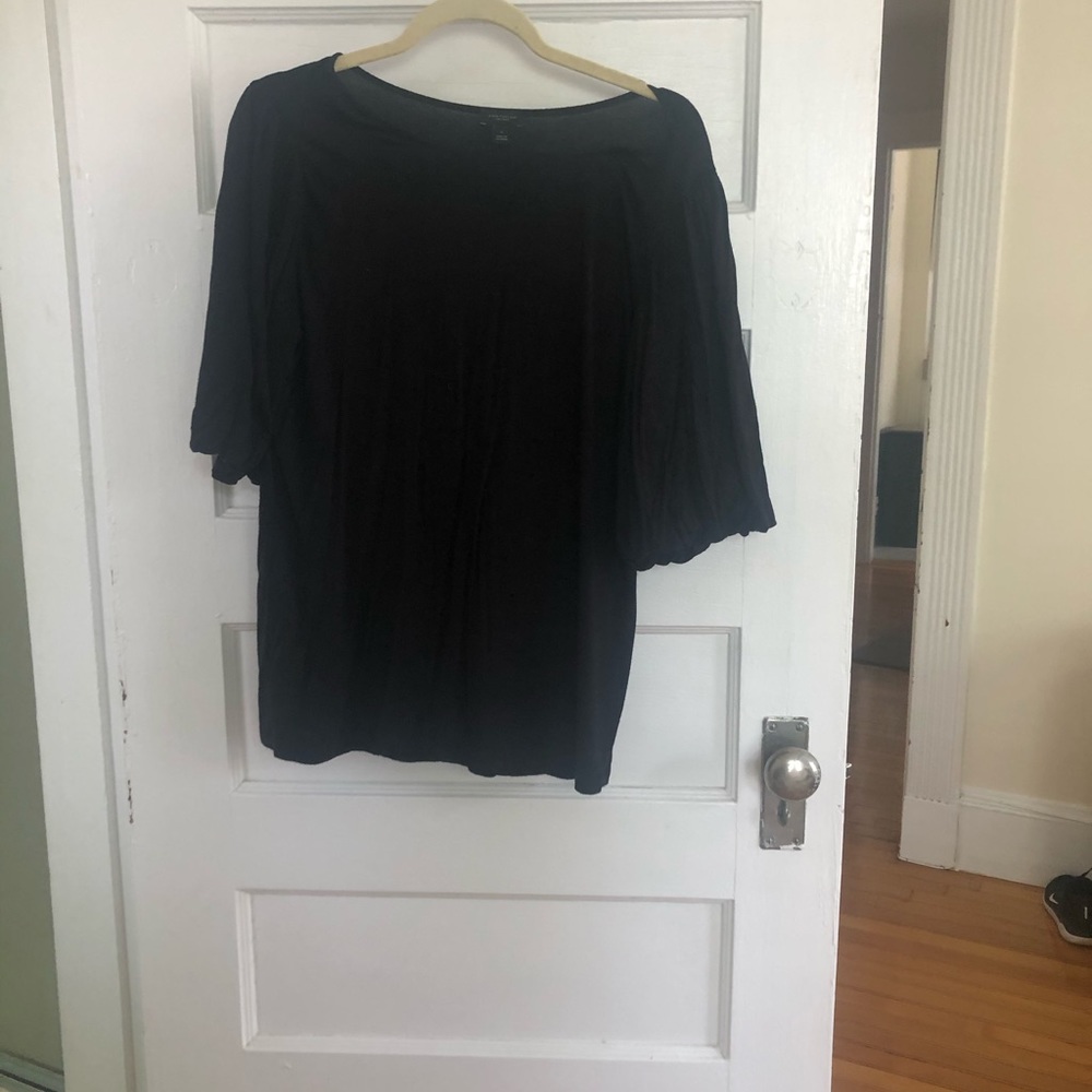 Black Ruffled 3/4 Sleeve Top